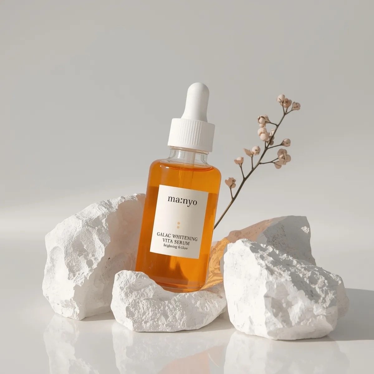 Hudpleje Serum Flaske Rav Glas Studio -genereret billede